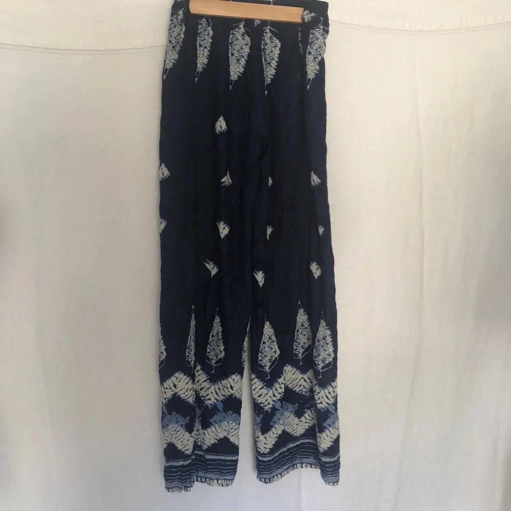 Aakaa split leg flowing bohemian pants size S